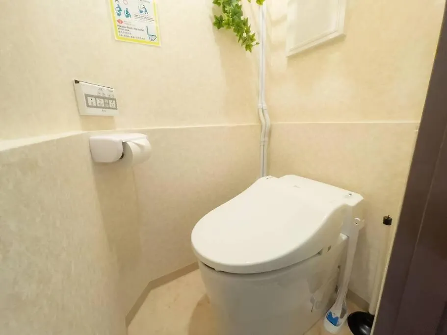Guest House Kuromon400,徒歩すぐ黒門市場,難波,道頓堀近く Osaka Apartment