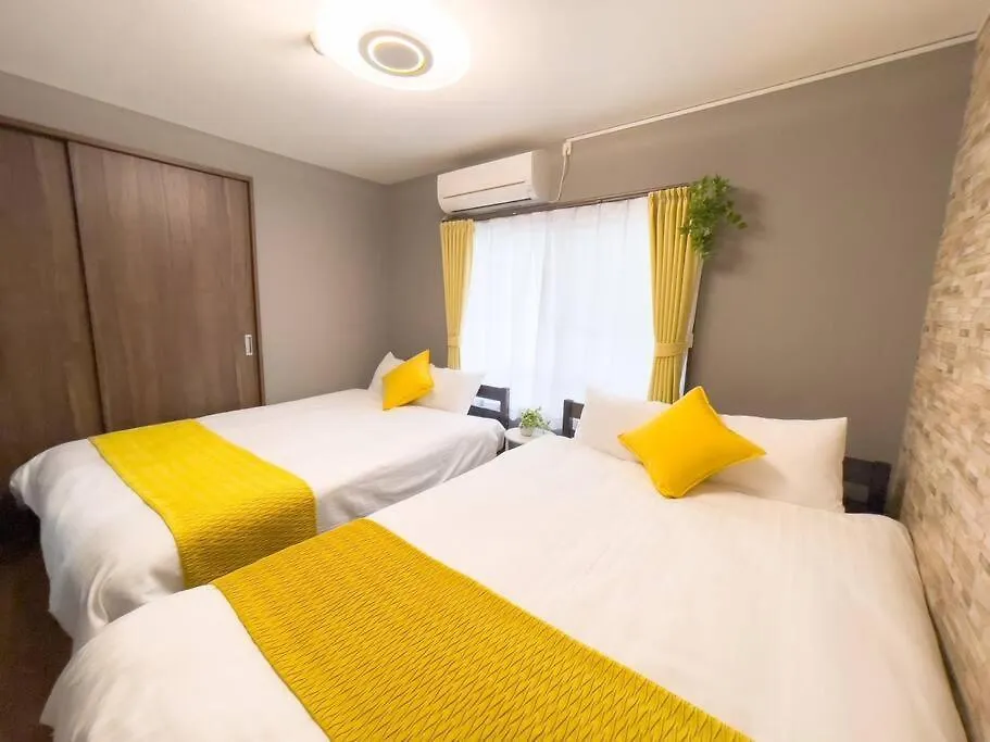 Guest House Kuromon400,徒歩すぐ黒門市場,難波,道頓堀近く Osaka 0*,  Japan