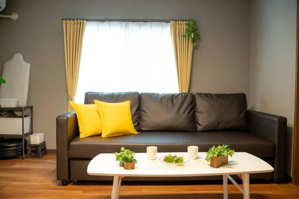 Guest House Kuromon400,徒歩すぐ黒門市場,難波,道頓堀近く Osaka Japan