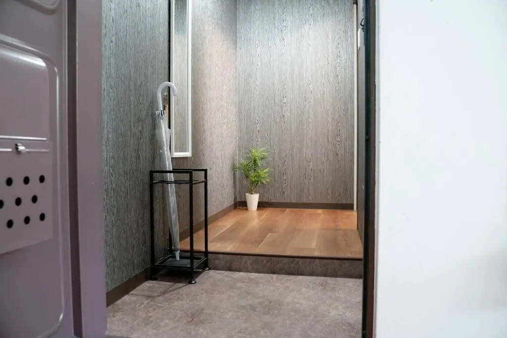 Apartment Guest House Kuromon400,徒歩すぐ黒門市場,難波,道頓堀近く Osaka